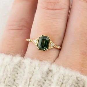 2.2ct Green Emerald Cut Solitaire Engagement Ring Gold Plated Size 8 NWT